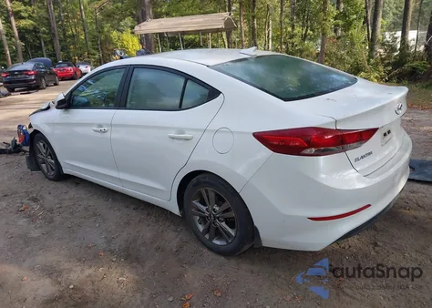 2018 Hyundai Elantra Value Edition из США, поврежденный, VIN 5NPD84LF1JH377457